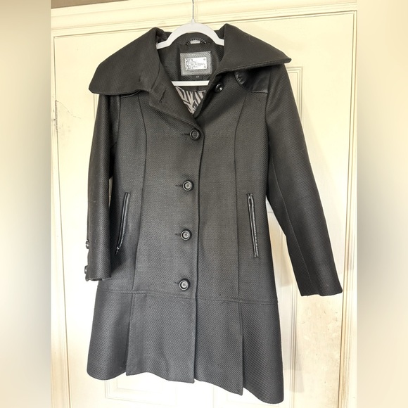 Mackage Will Blend/Leather Accent Belted Coat (Like New) - Picture 8 of 10